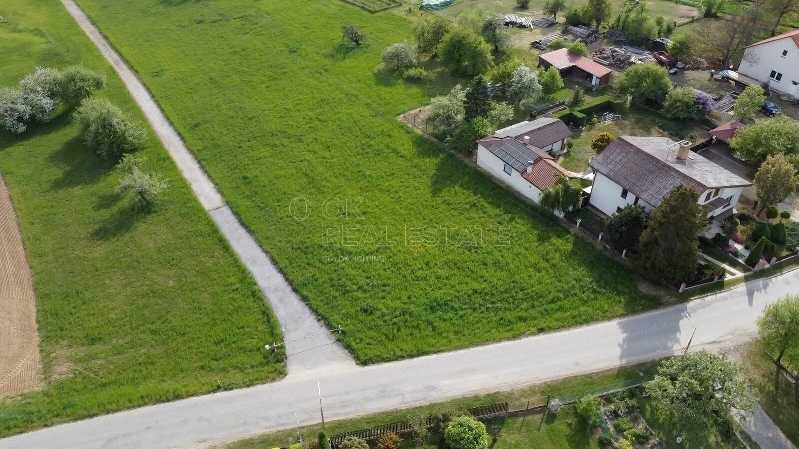 Prodej pozemku 1500 m² - foto 3