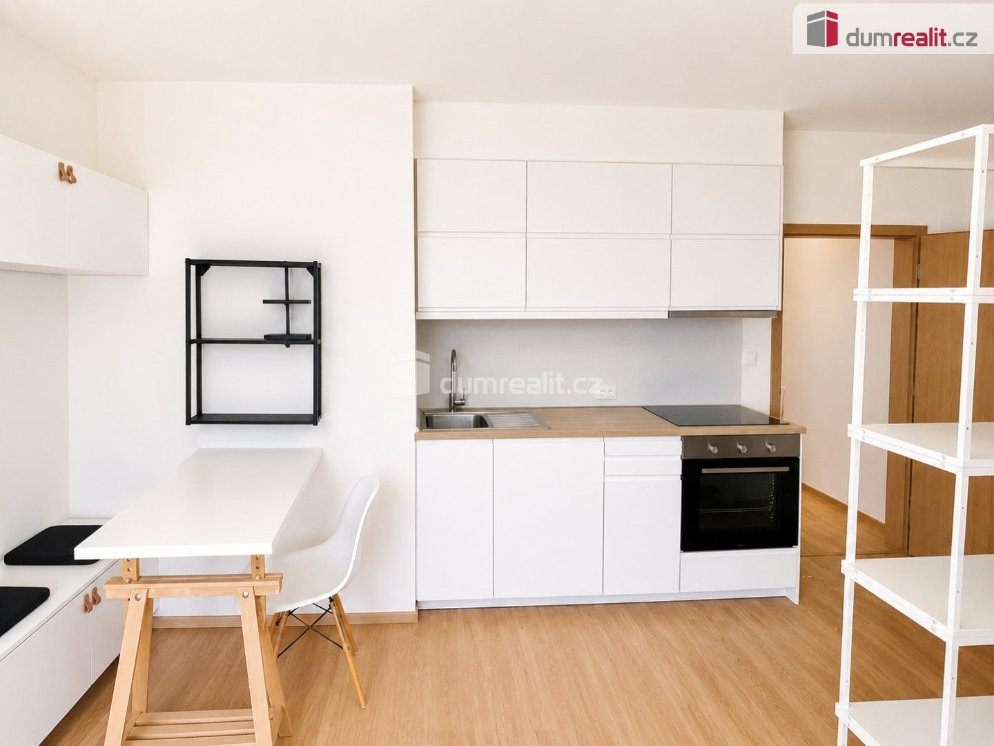 Pronájem bytu 1+kk 37 m² - foto 2