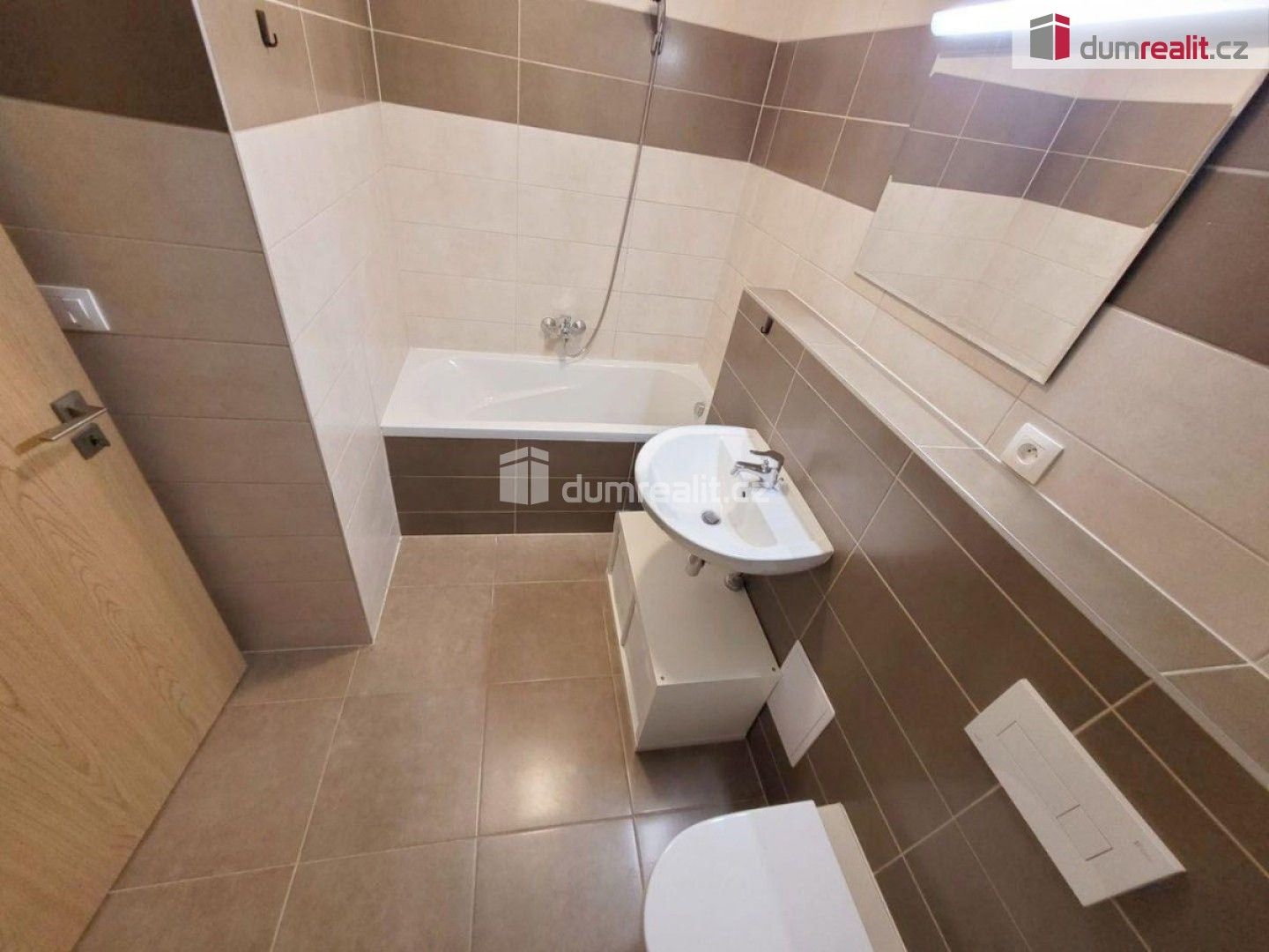 Pronájem bytu 1+kk 37 m² - foto 15