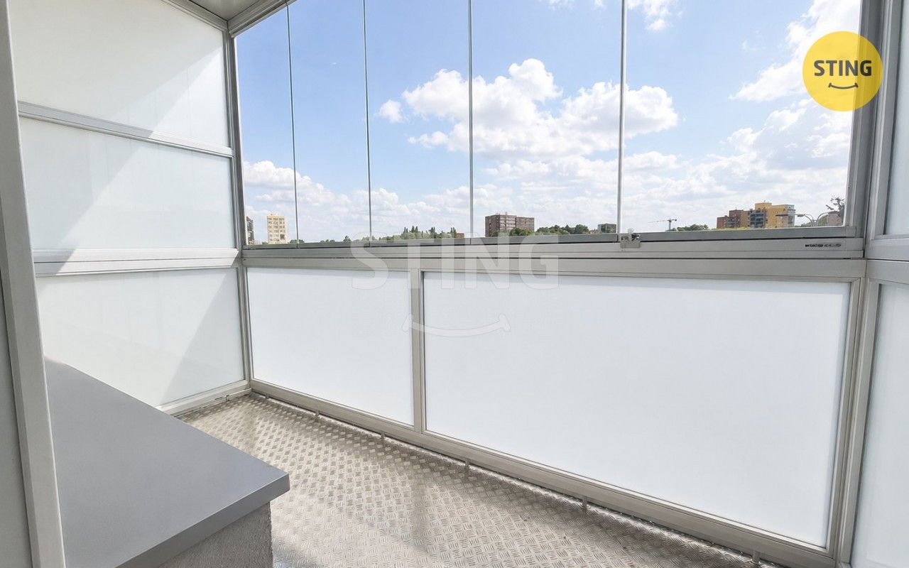 Pronájem bytu 2+kk 56 m² - foto 5