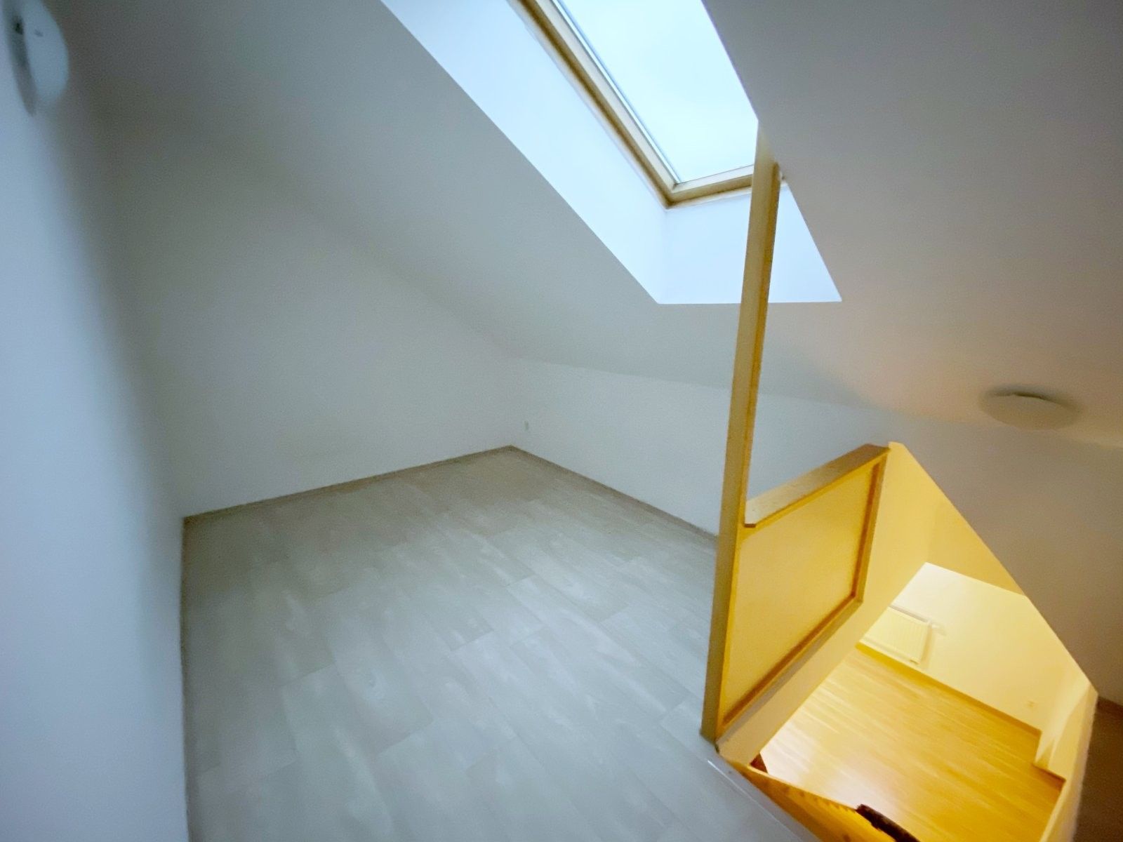 Pronájem bytu 2+kk 42 m² - foto 3
