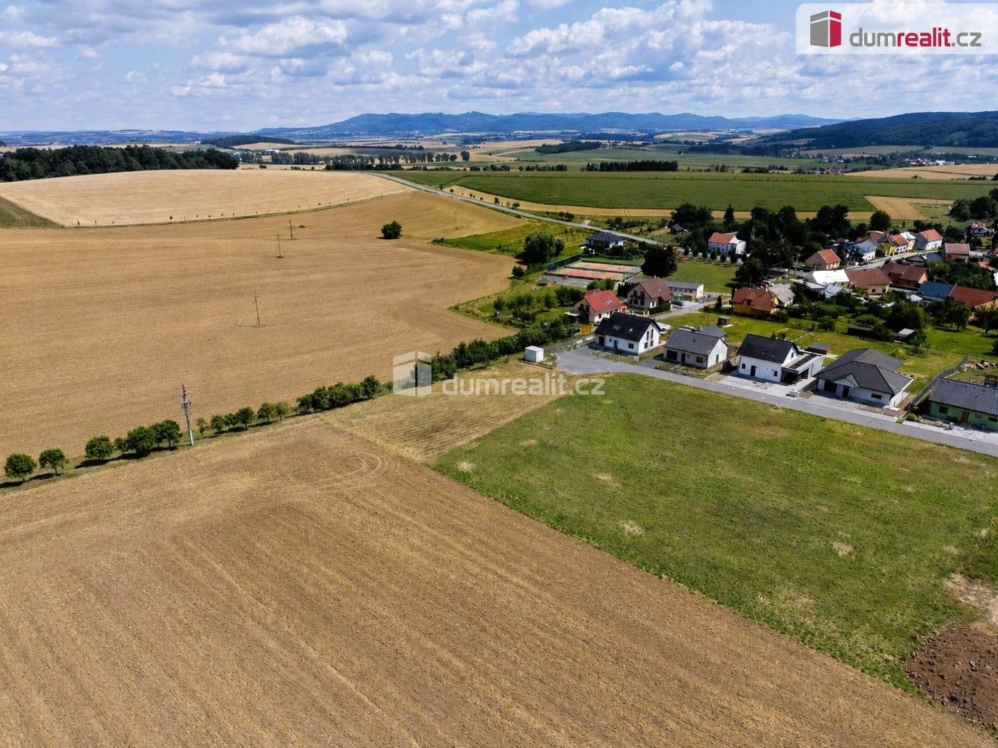 Prodej pozemku 1303 m² - foto 6