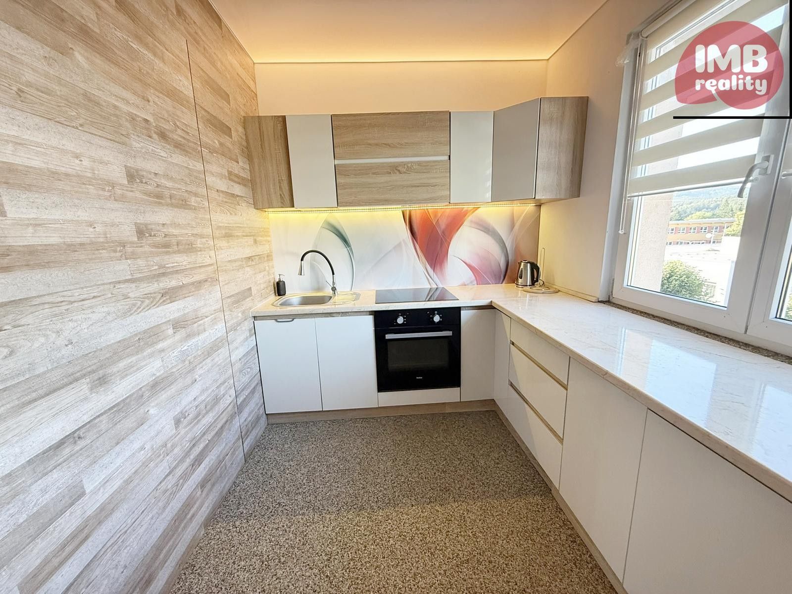 Prodej bytu 2+1 57 m² - foto 1