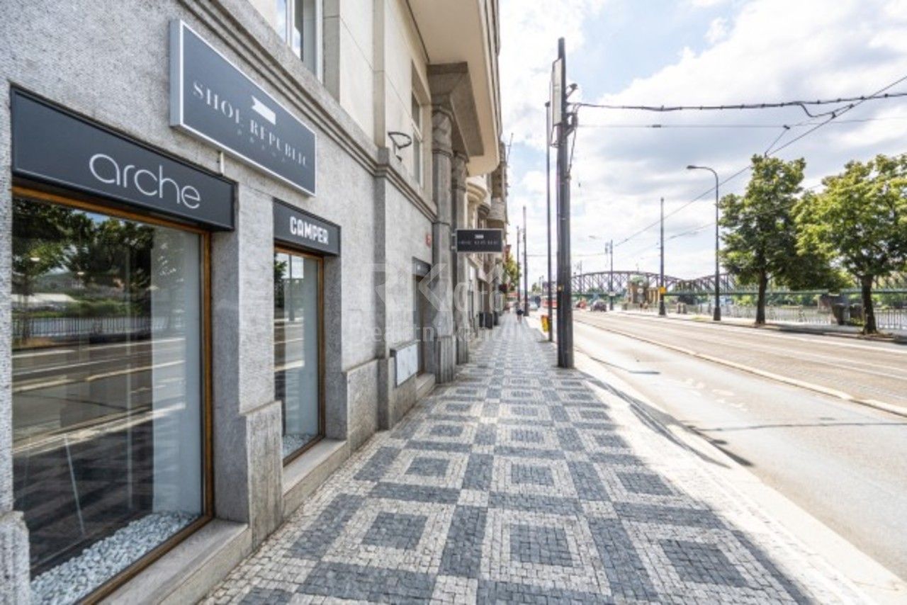 Pronájem komerčního prostoru 120 m² - foto 16