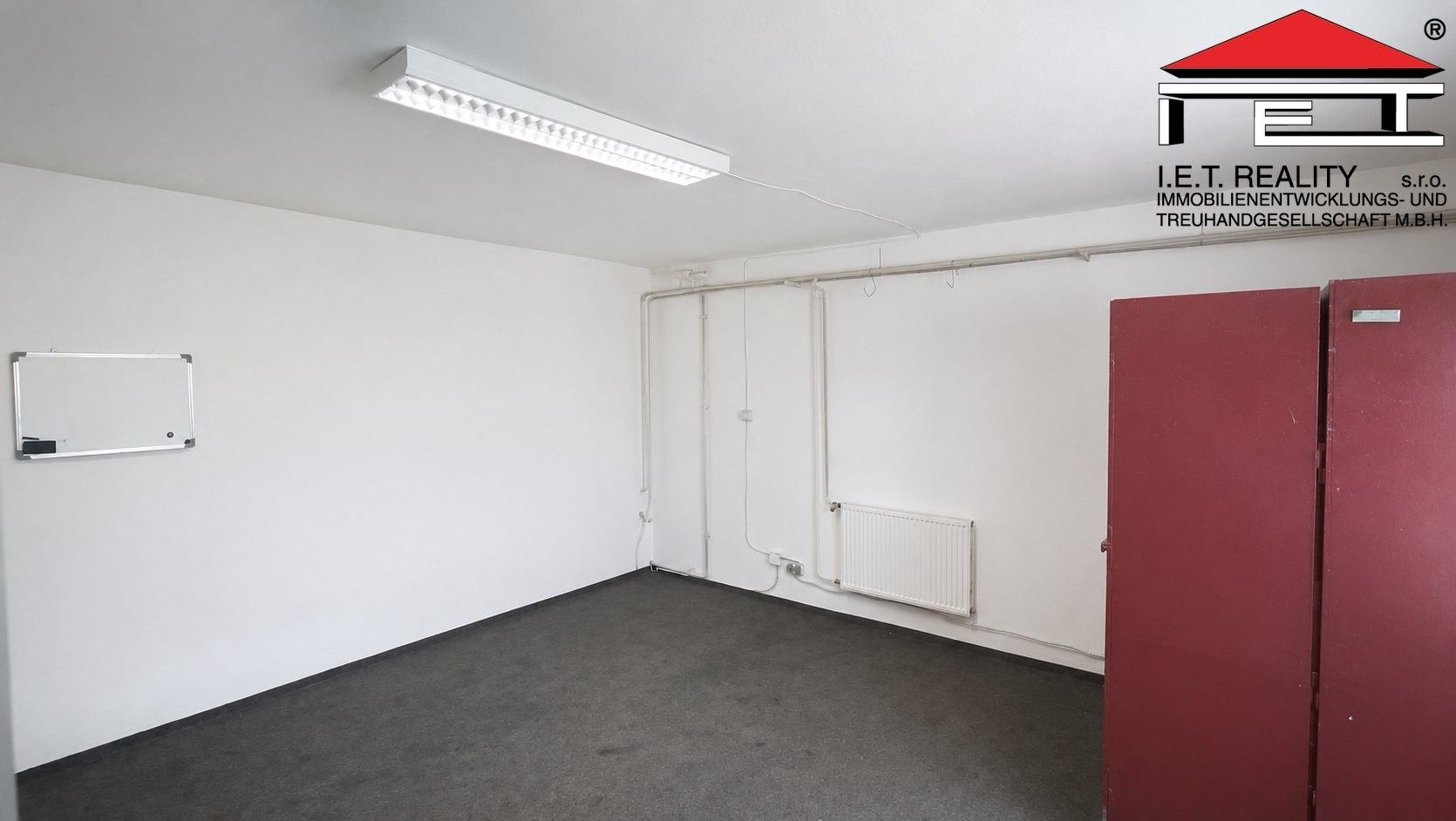 Pronájem komerčního prostoru 741 m² - foto 11