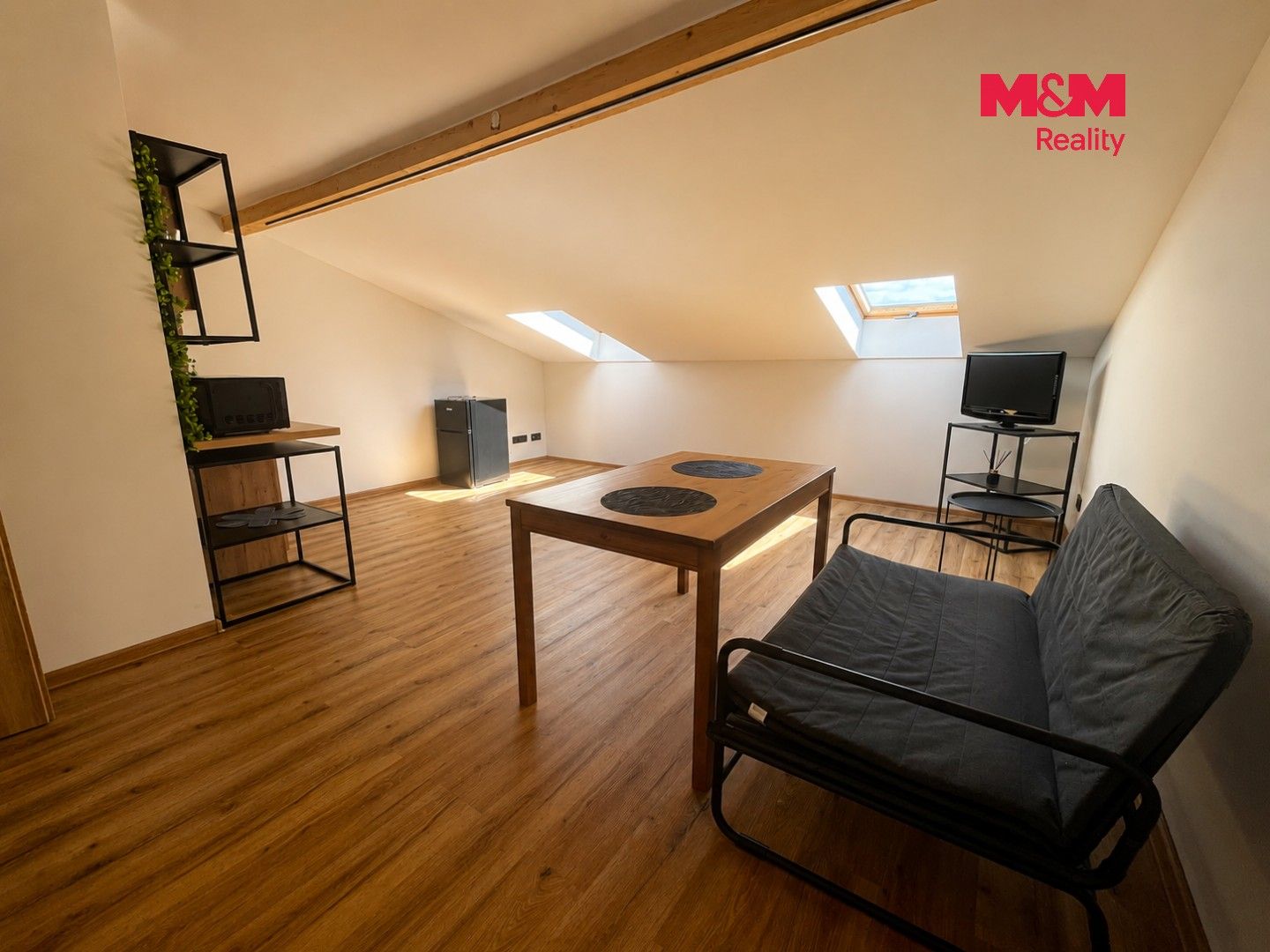 Pronájem bytu 3+kk 80 m² - foto 5
