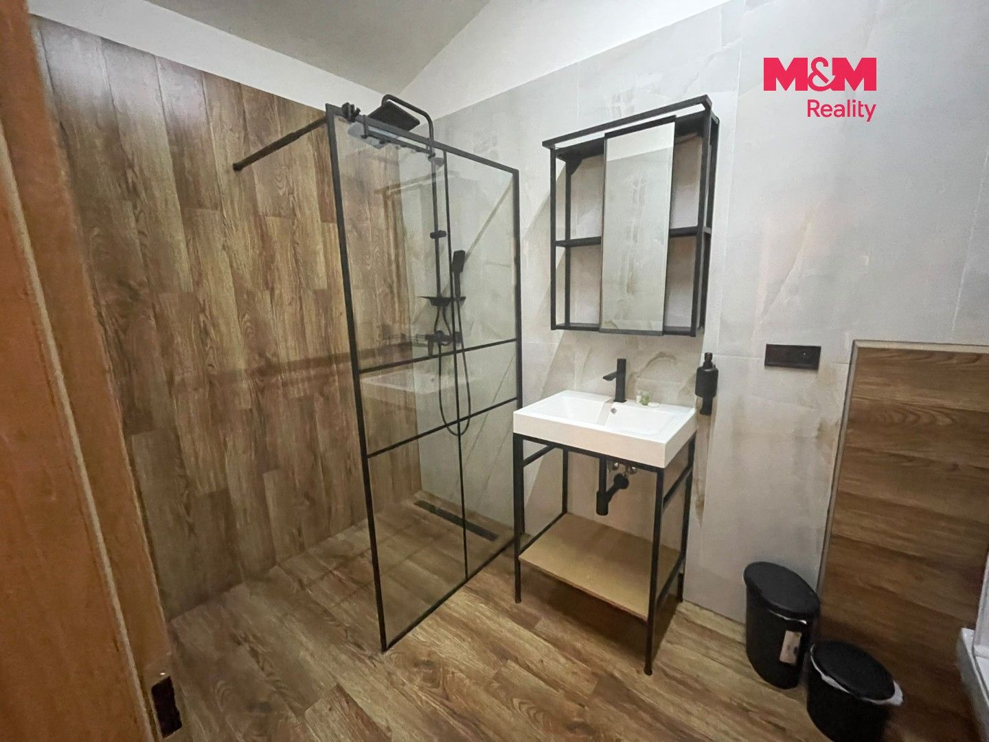 Pronájem bytu 3+kk 80 m² - foto 13