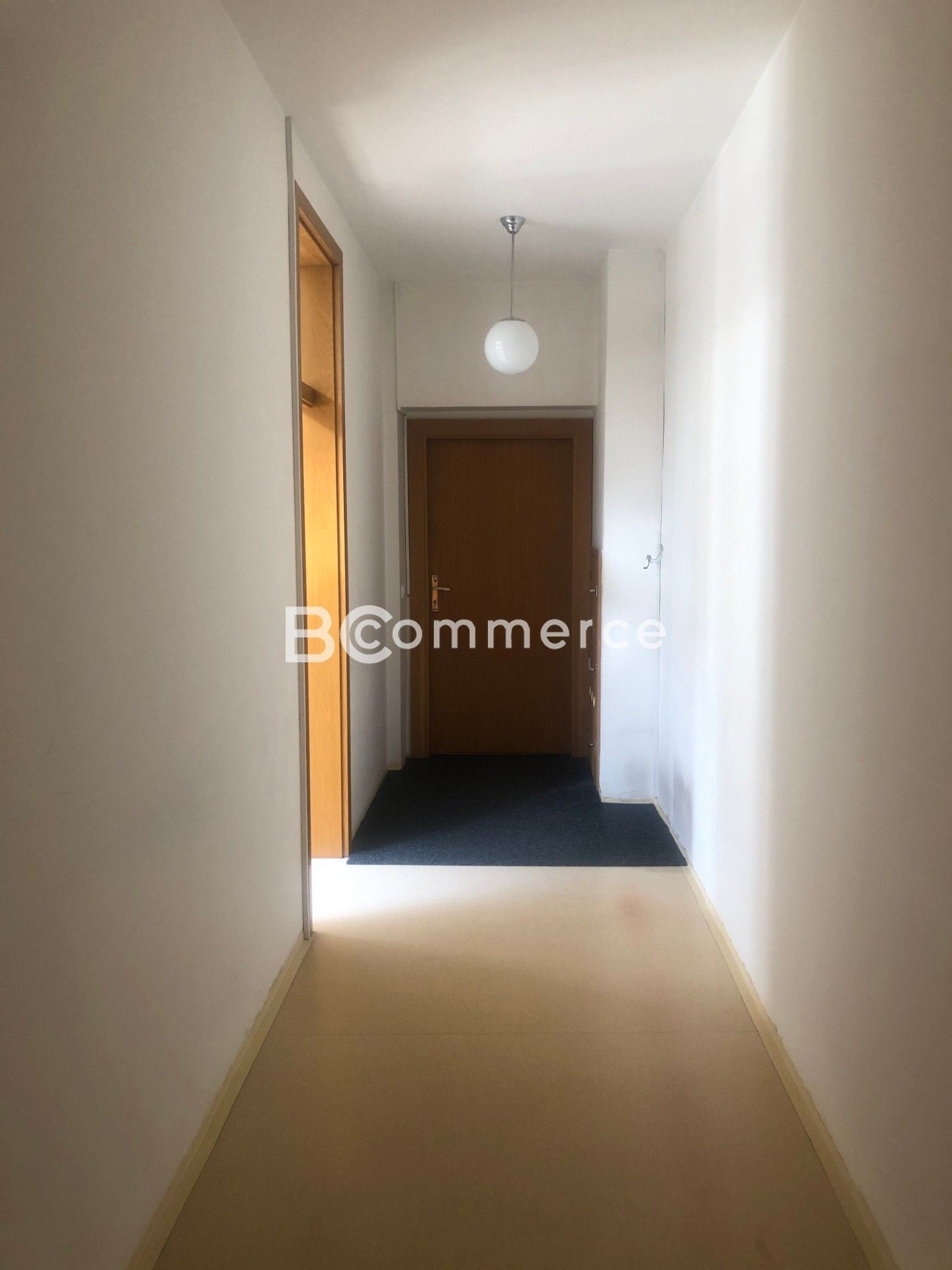 Pronájem komerčního prostoru 99 m² - foto 7