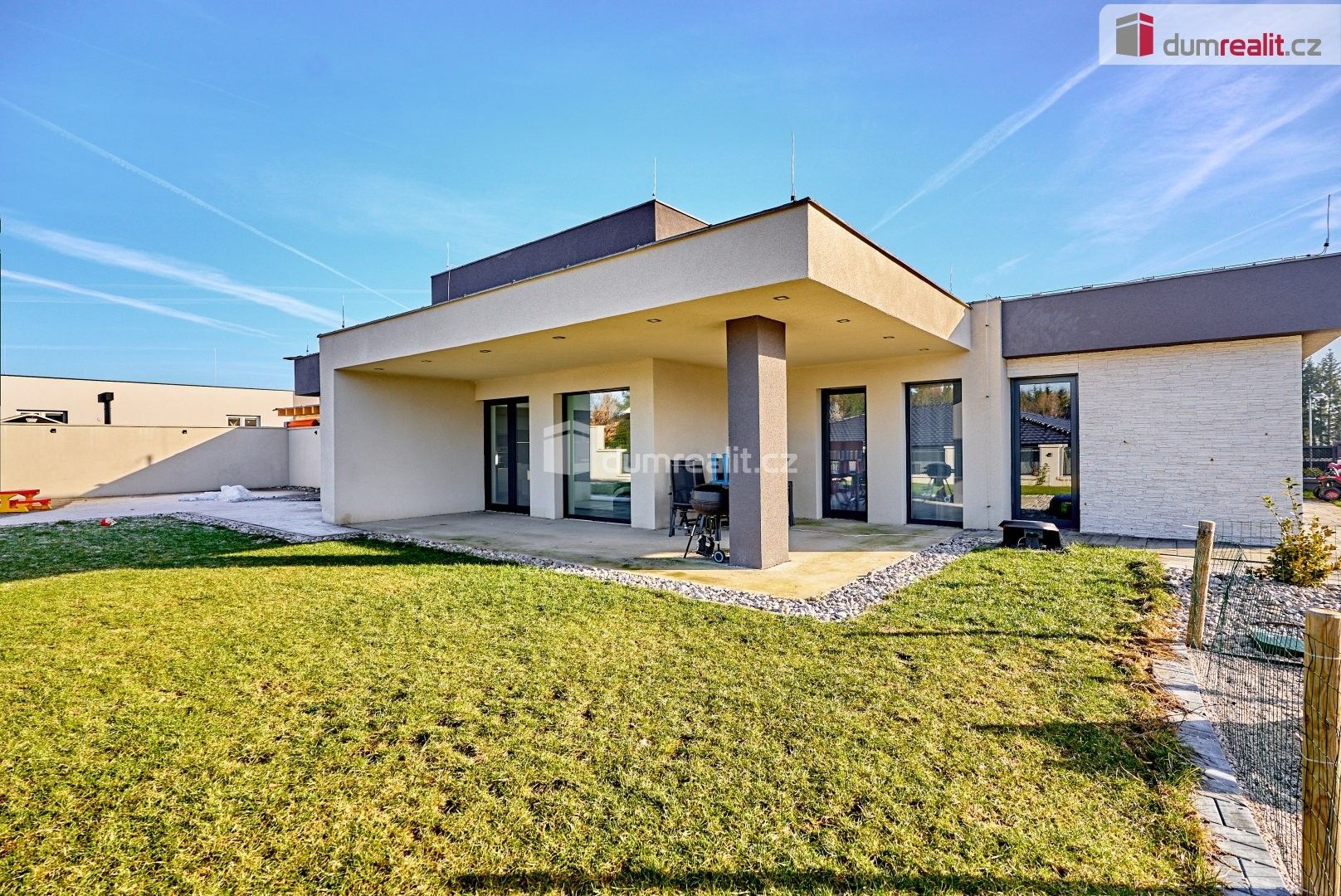 Prodej domu 136 m² - foto 1