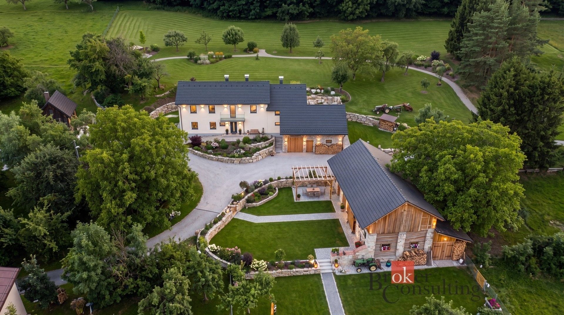 Prodej domu 300 m² - foto 17