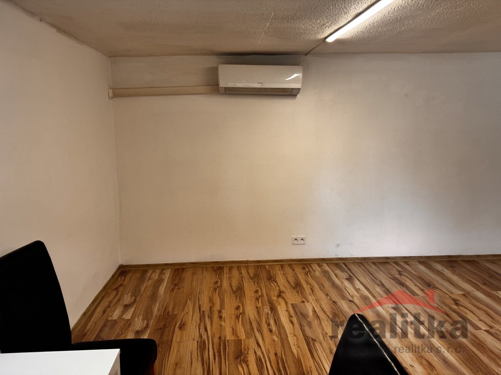 Pronájem bytu 2+kk 60 m² - foto 4