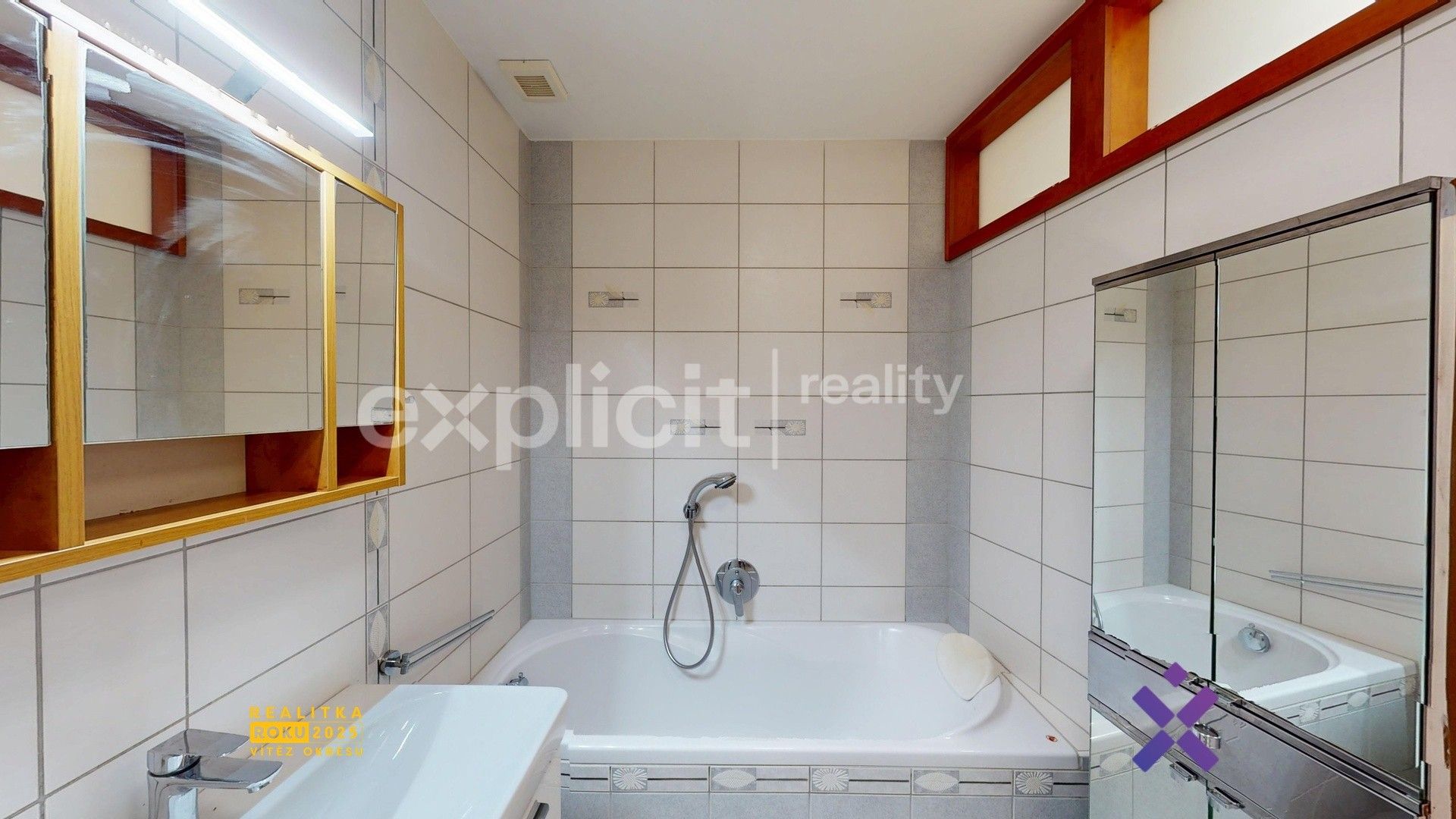 Pronájem bytu 2+kk 80 m² - foto 12