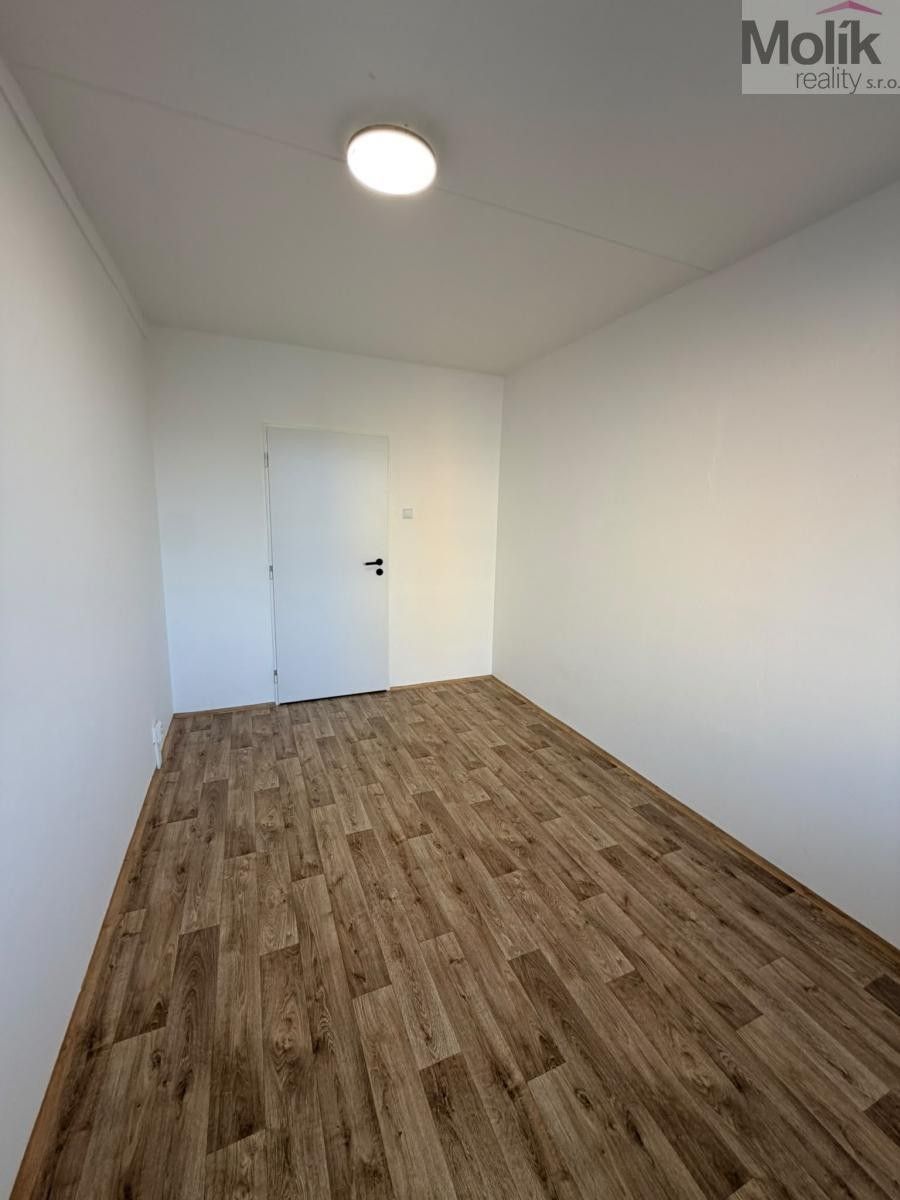 Pronájem bytu 2+kk 49 m² - foto 7