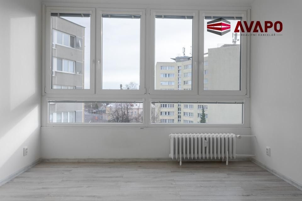 Pronájem bytu 2+1 59 m² - foto 4