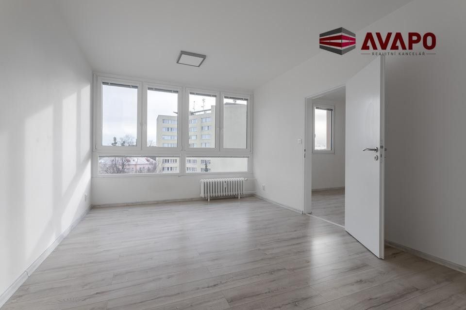 Pronájem bytu 2+1 59 m² - foto 5