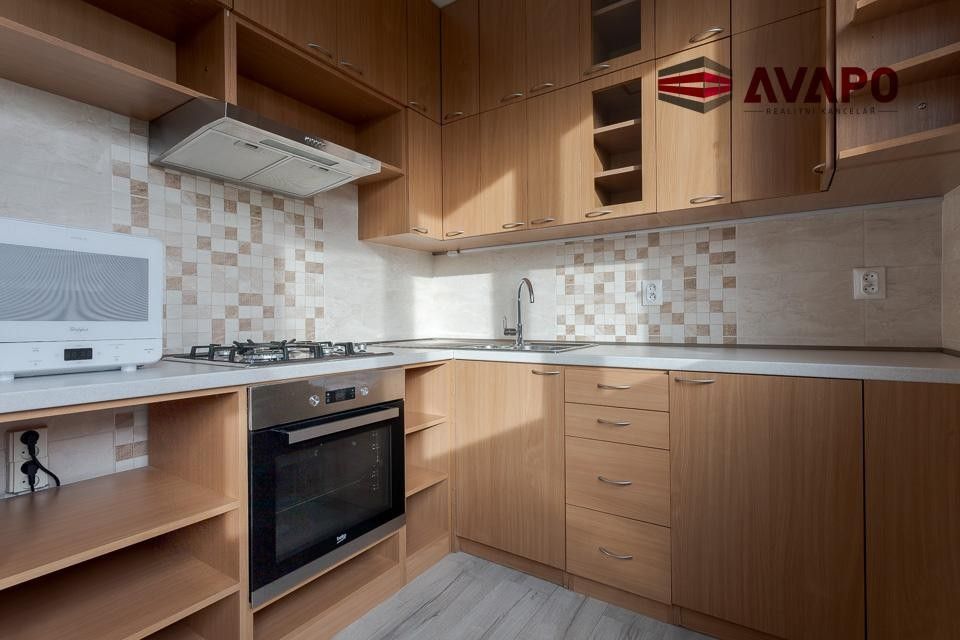 Pronájem bytu 2+1 59 m² - foto 3