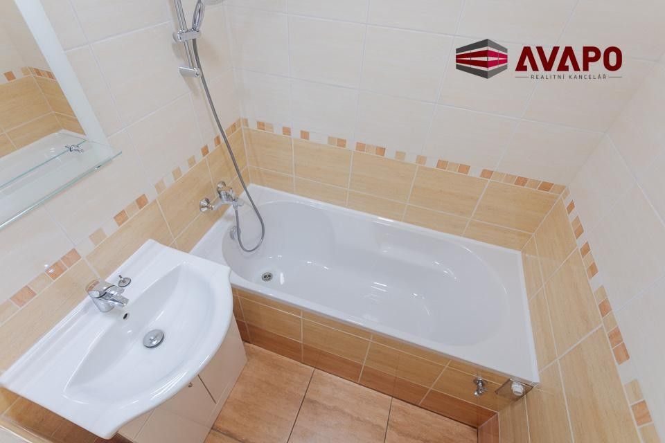 Pronájem bytu 2+1 59 m² - foto 11