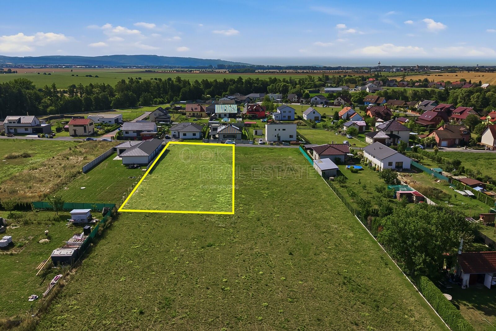 Prodej pozemku 2016 m² - foto 2