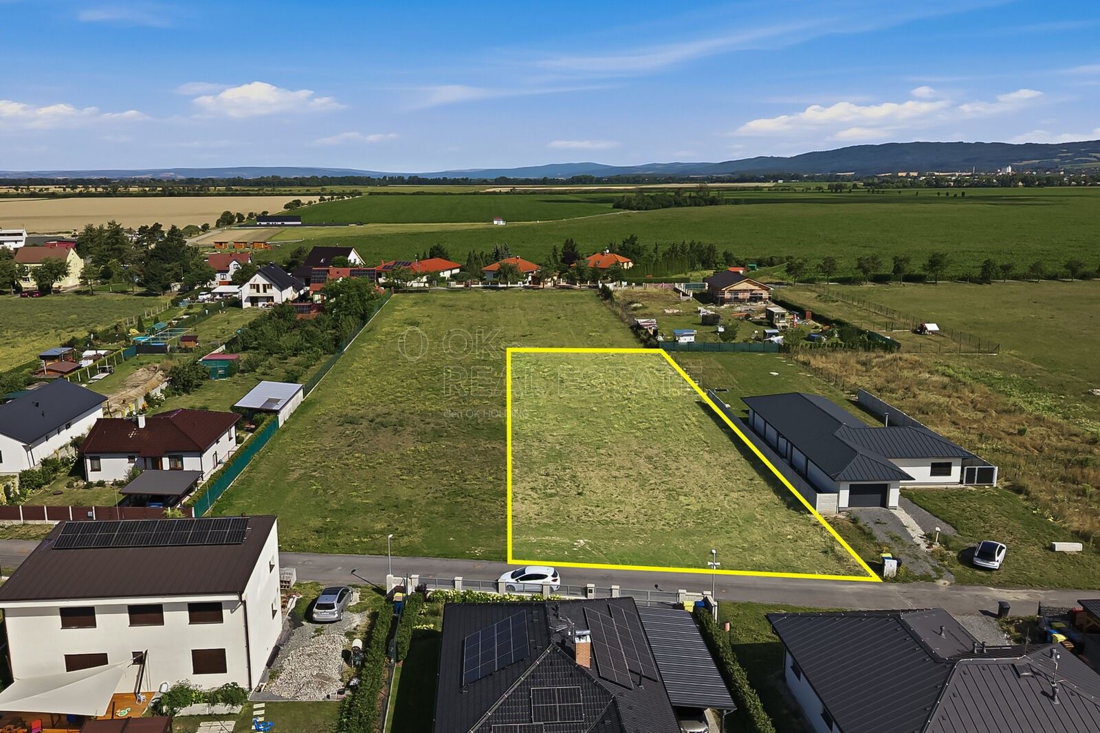 Prodej pozemku 2016 m² - foto 3