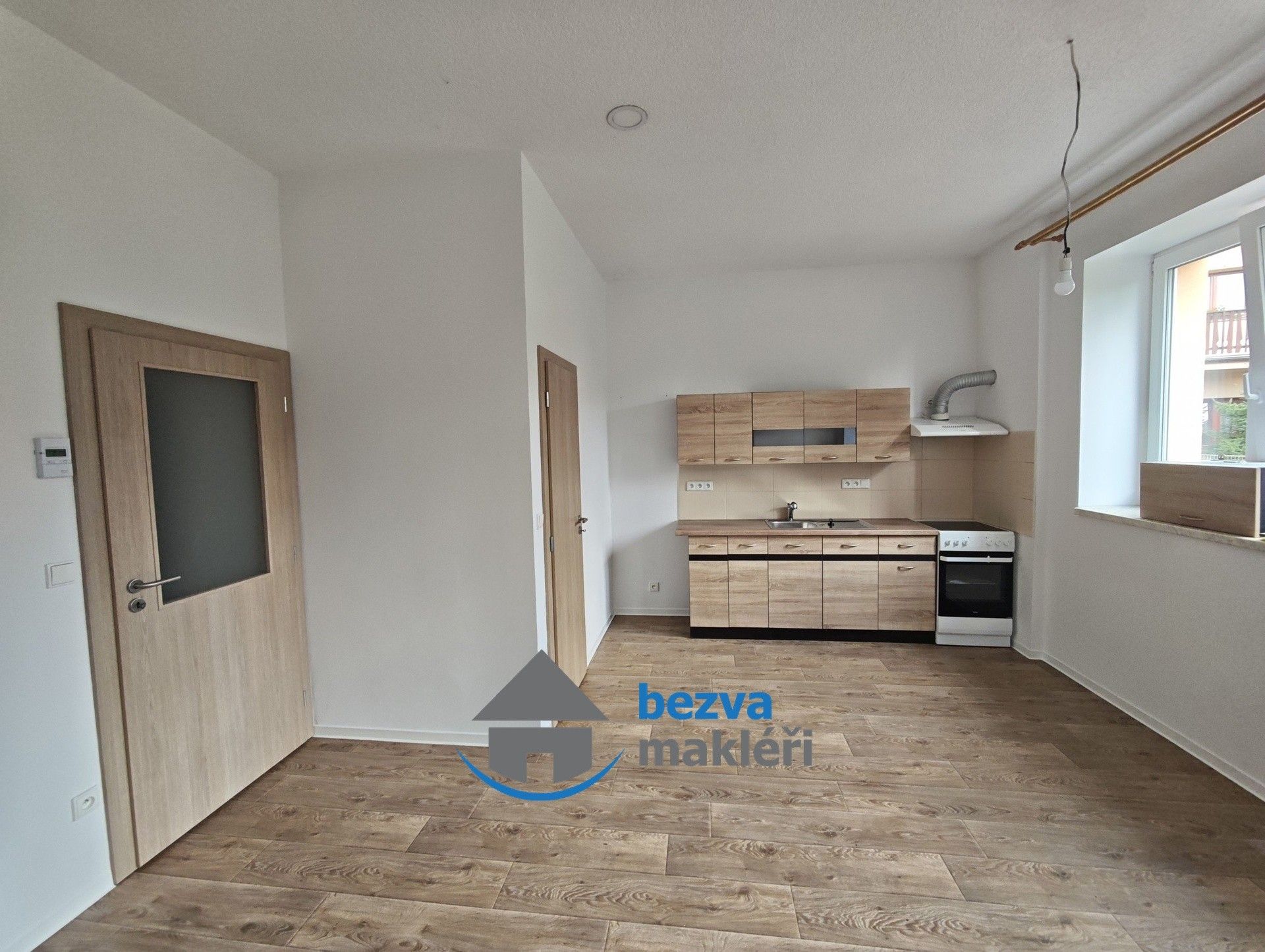 Pronájem bytu 2+kk 42 m² - foto 1
