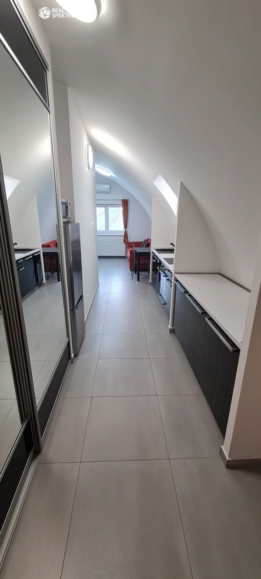 Pronájem bytu 2+kk 41 m² - foto 7