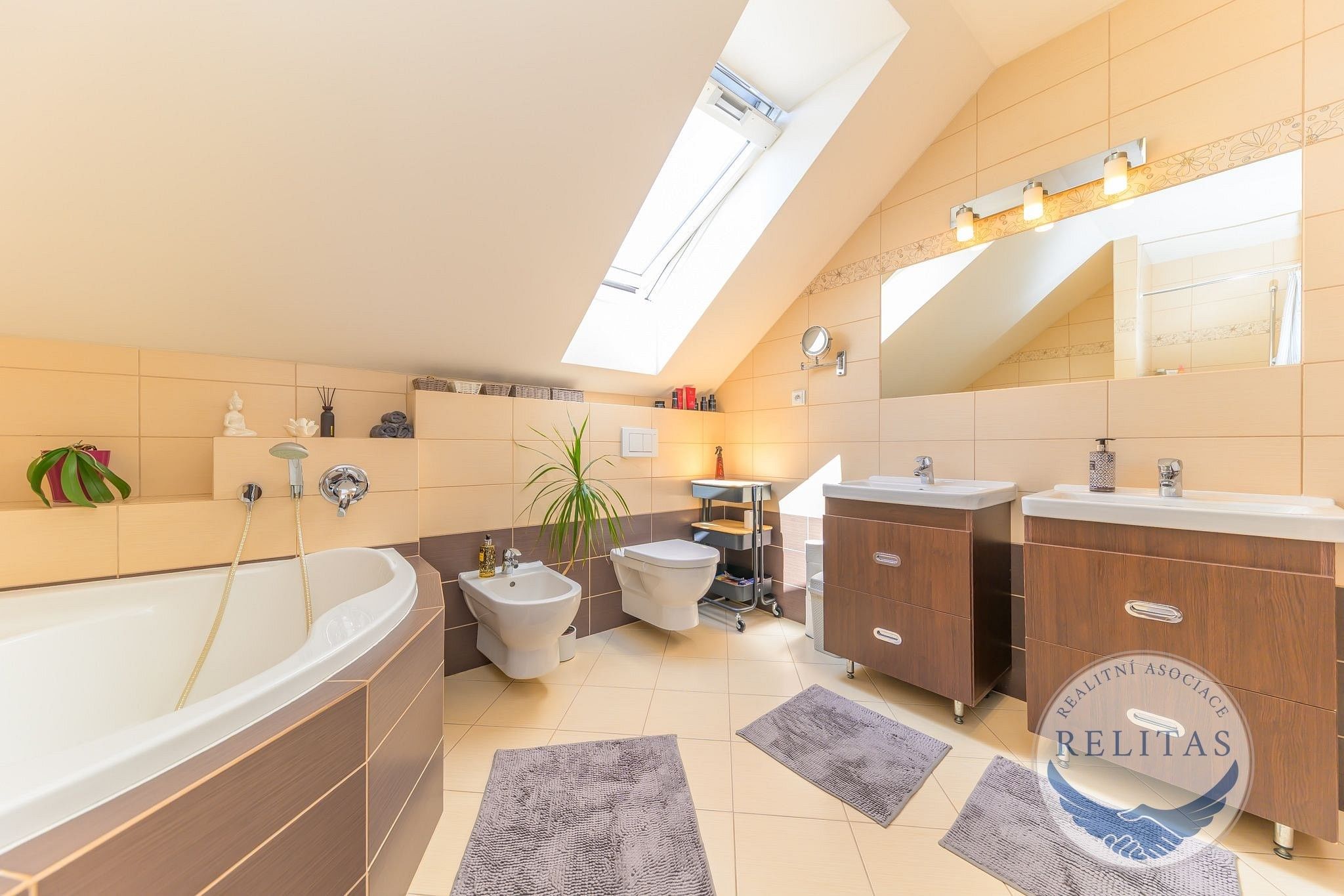 Prodej domu 195 m² - foto 16