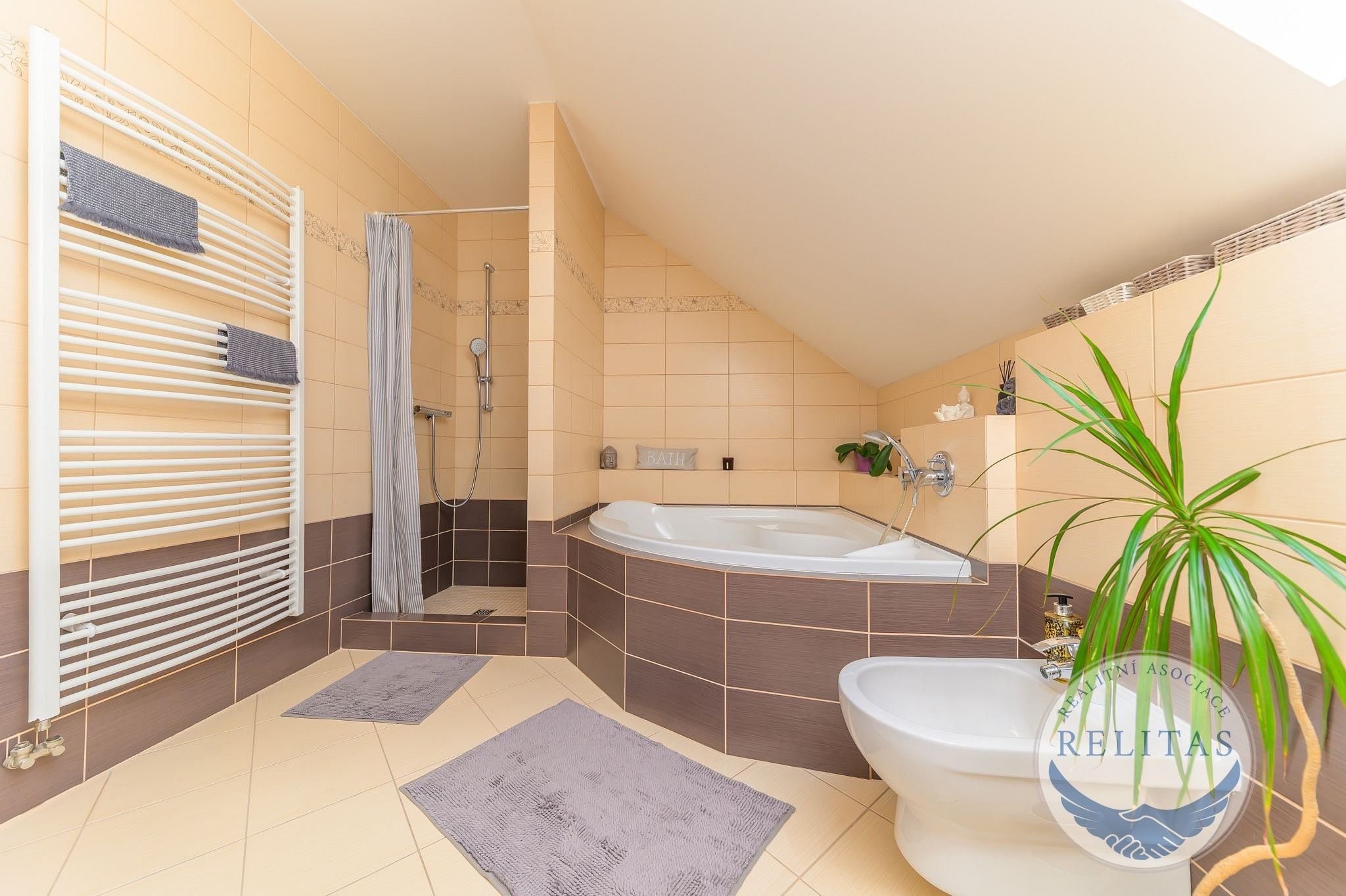 Prodej domu 195 m² - foto 17