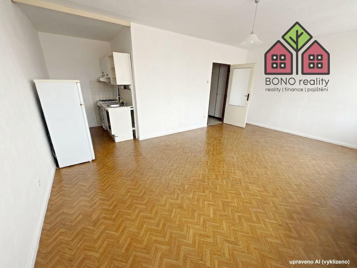 Prodej bytu 1+kk 33 m² - foto 2
