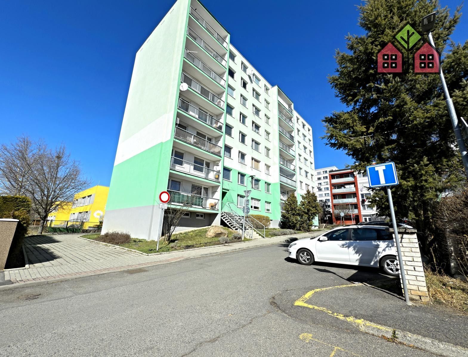 Prodej bytu 1+kk 33 m² - foto 1