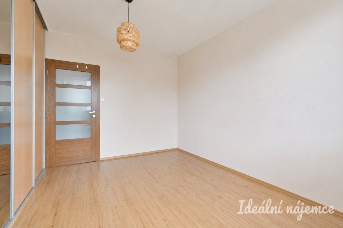 Pronájem bytu 2+1 52 m² - foto 6