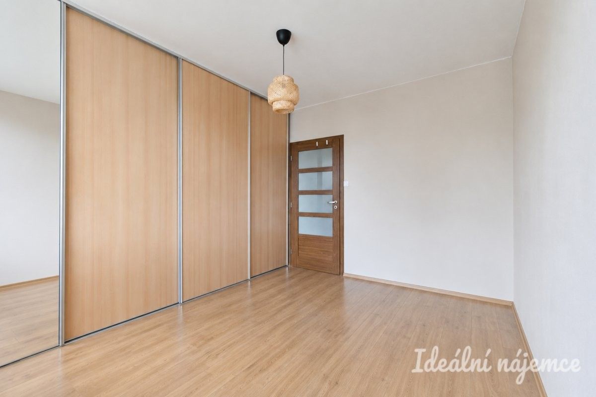 Pronájem bytu 2+1 52 m² - foto 5
