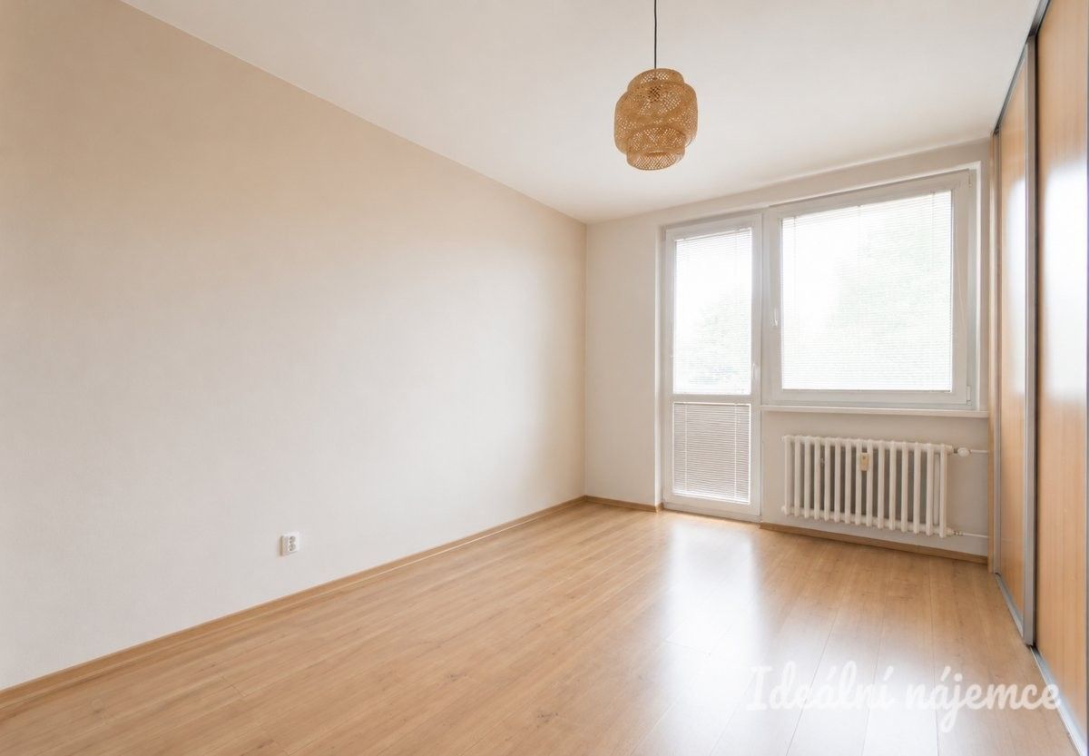 Pronájem bytu 2+1 52 m² - foto 4