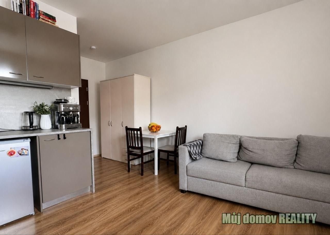 Pronájem bytu 1+kk 26 m² - foto 2