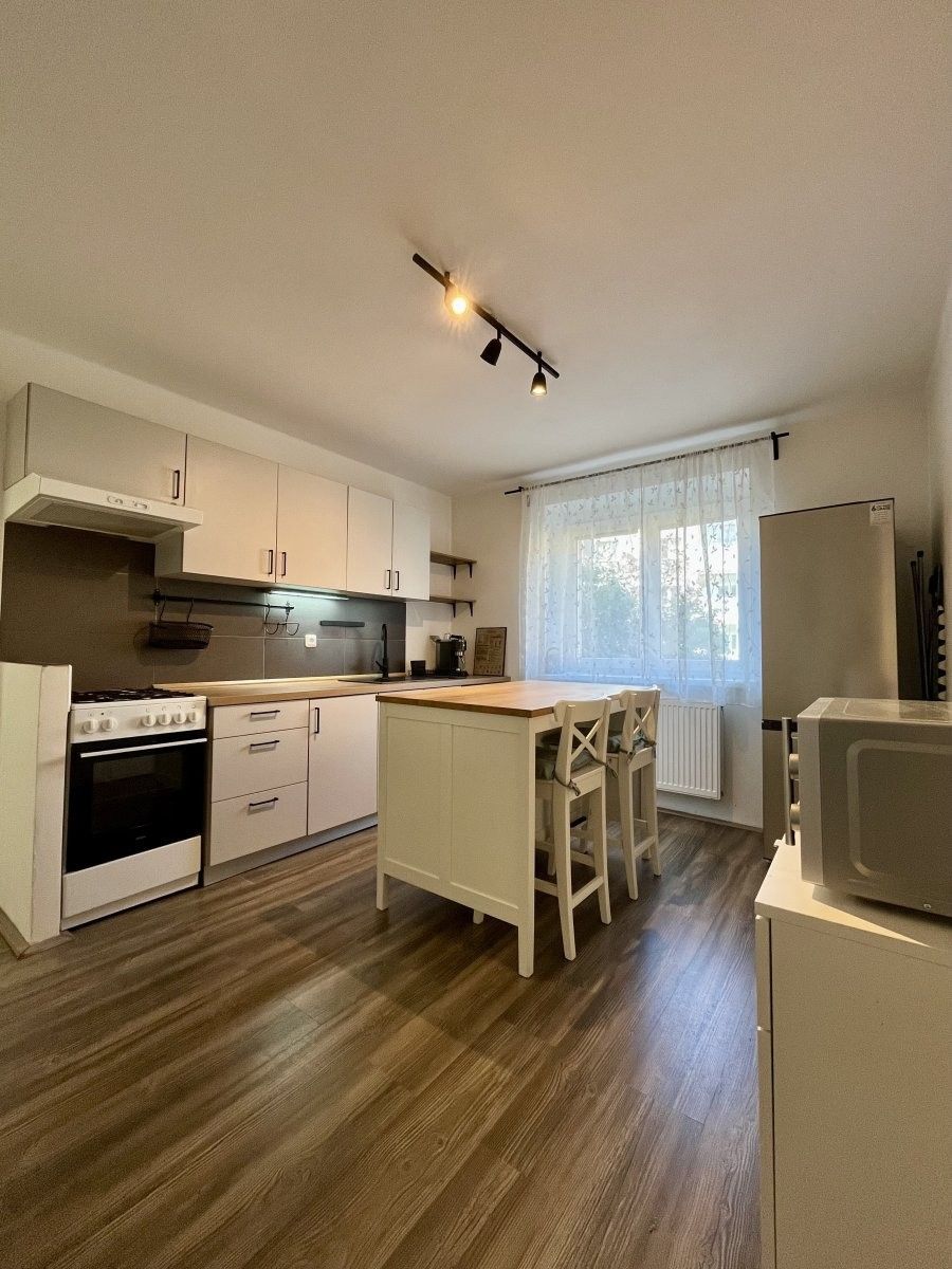 Pronájem bytu 2+1 52 m² - foto 5
