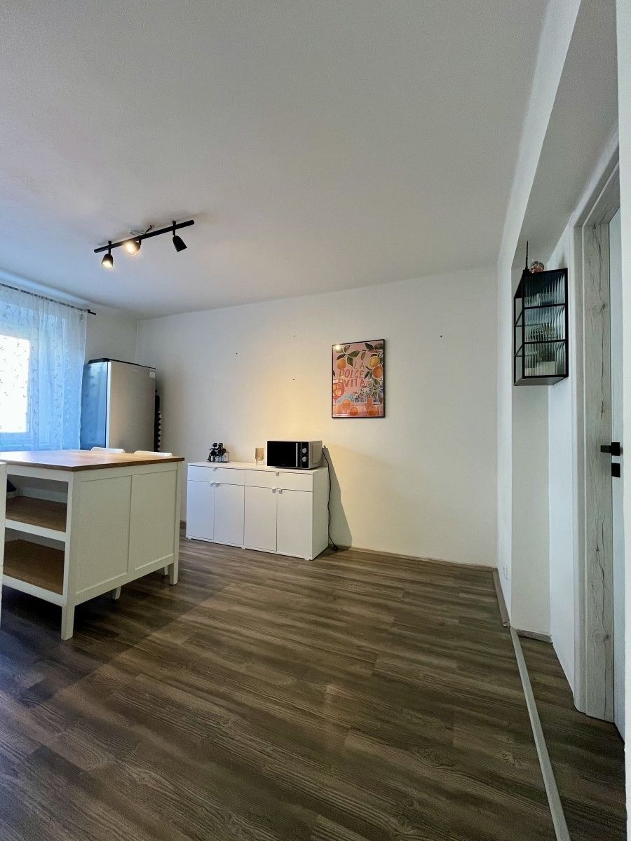 Pronájem bytu 2+1 52 m² - foto 6