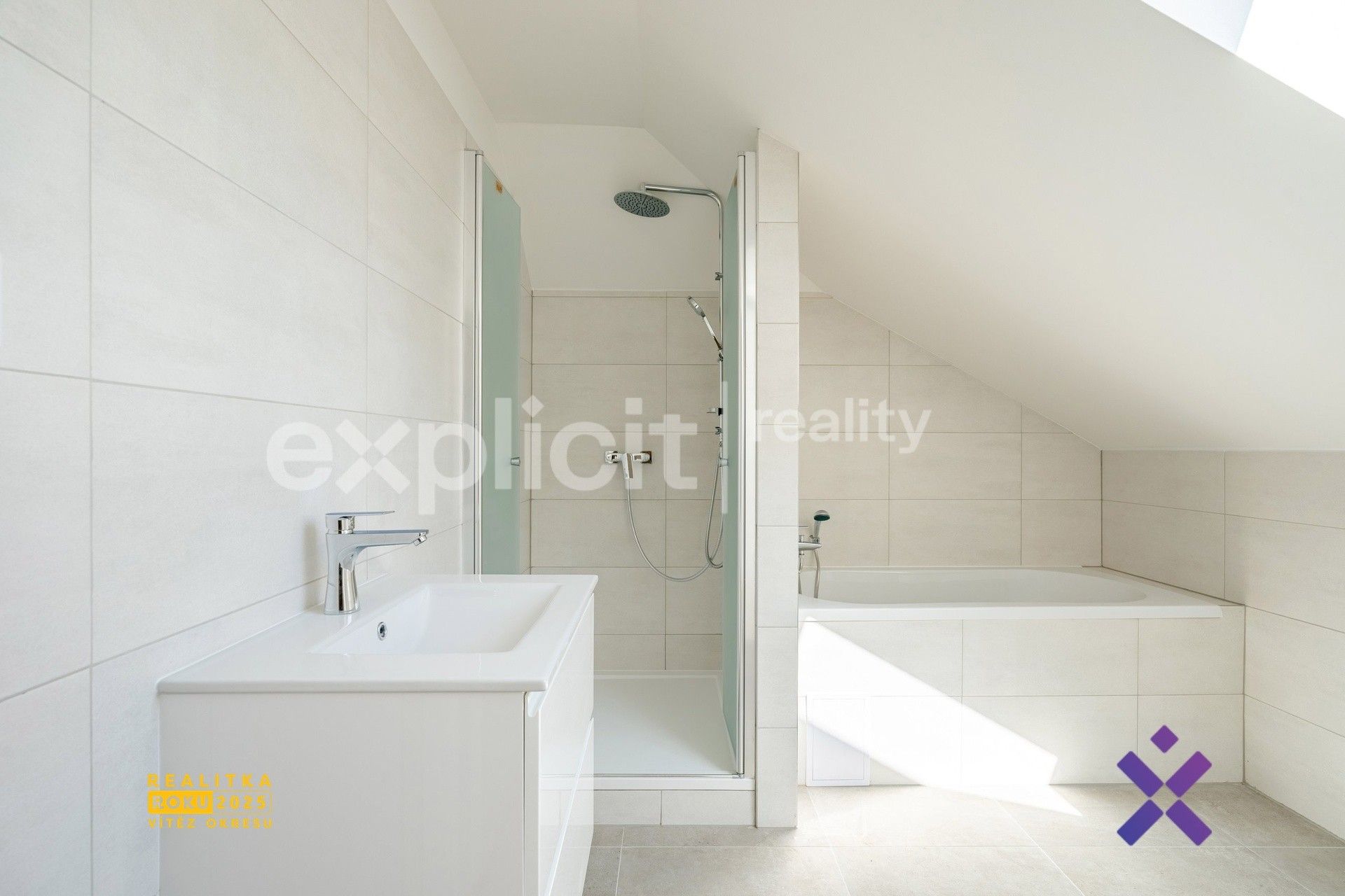 Pronájem bytu 3+kk 94 m² - foto 14