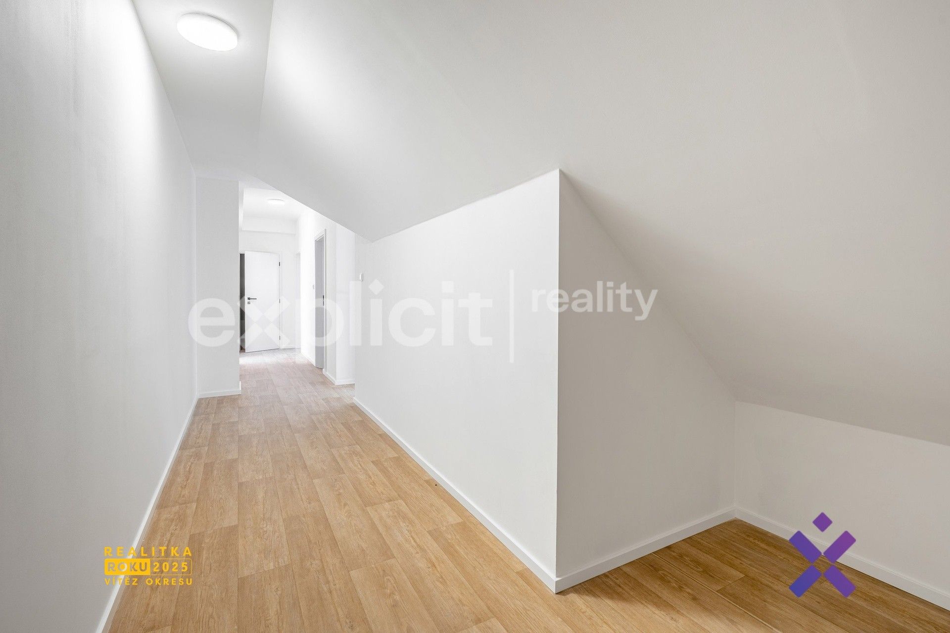 Pronájem bytu 3+kk 94 m² - foto 11