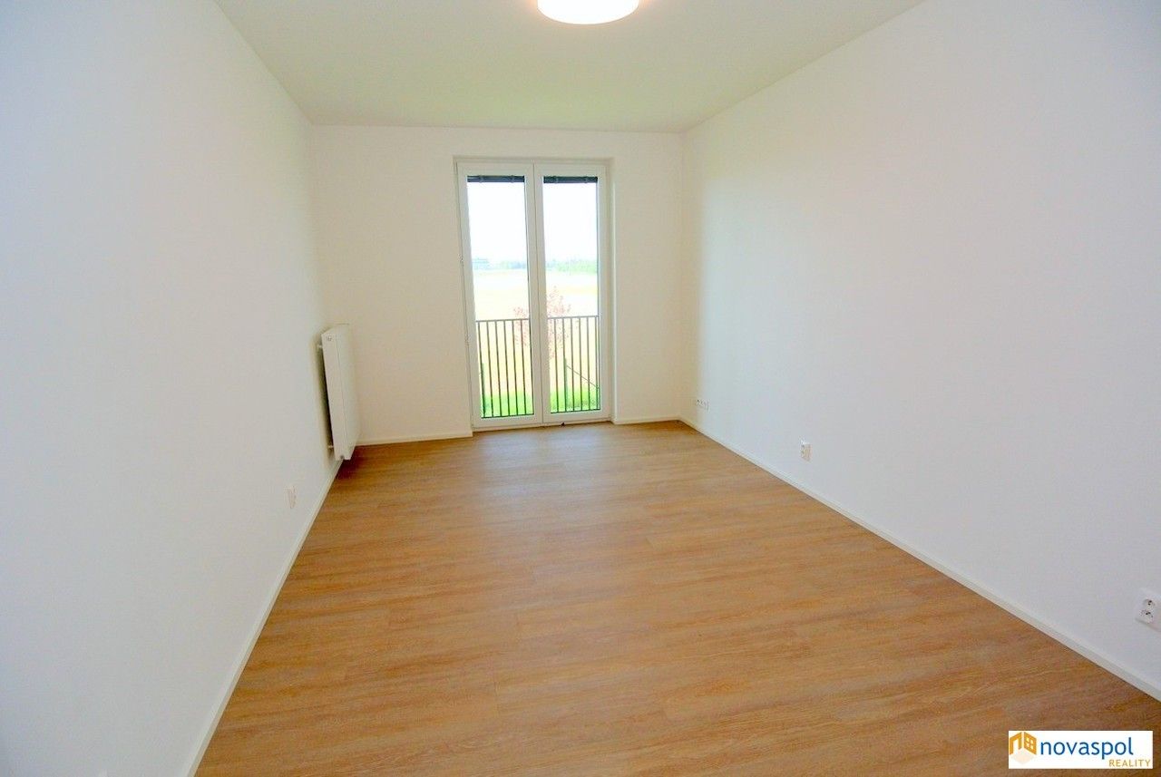 Pronájem bytu 4+kk 145 m² - foto 9