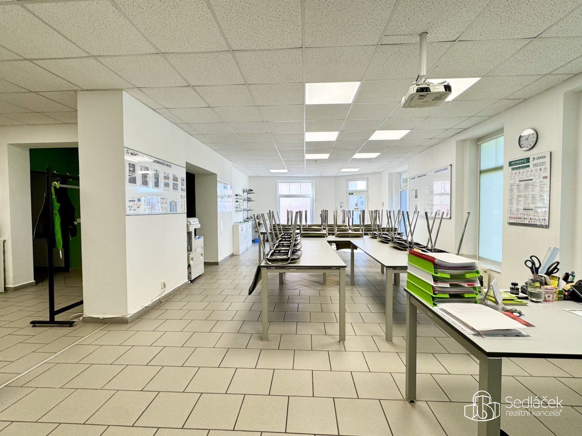 Pronájem komerčního prostoru 100 m² - foto 3
