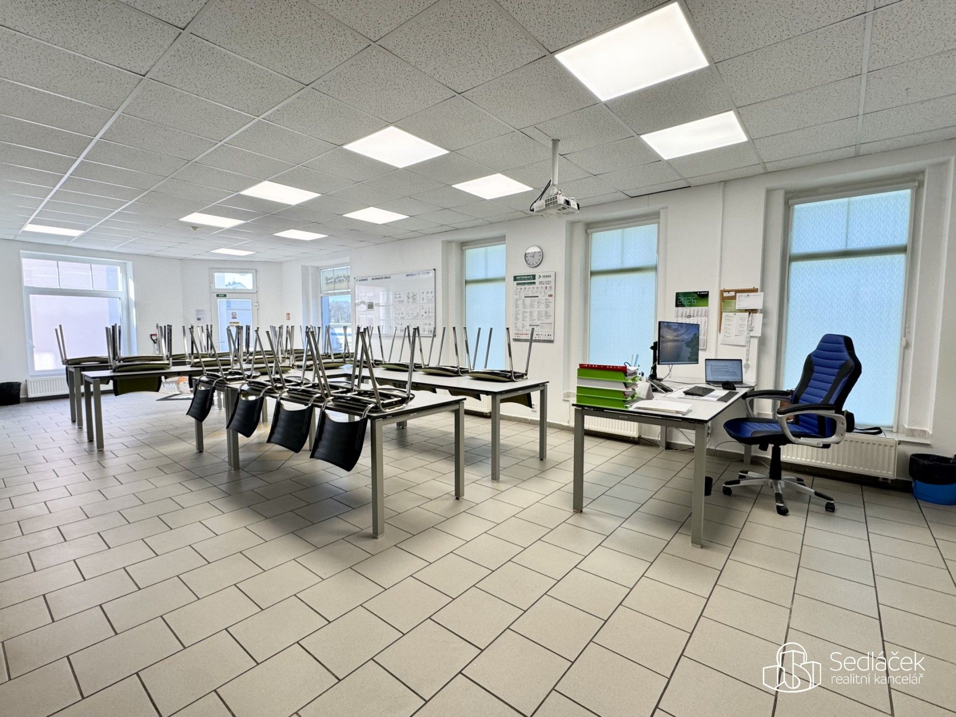 Pronájem komerčního prostoru 100 m² - foto 2