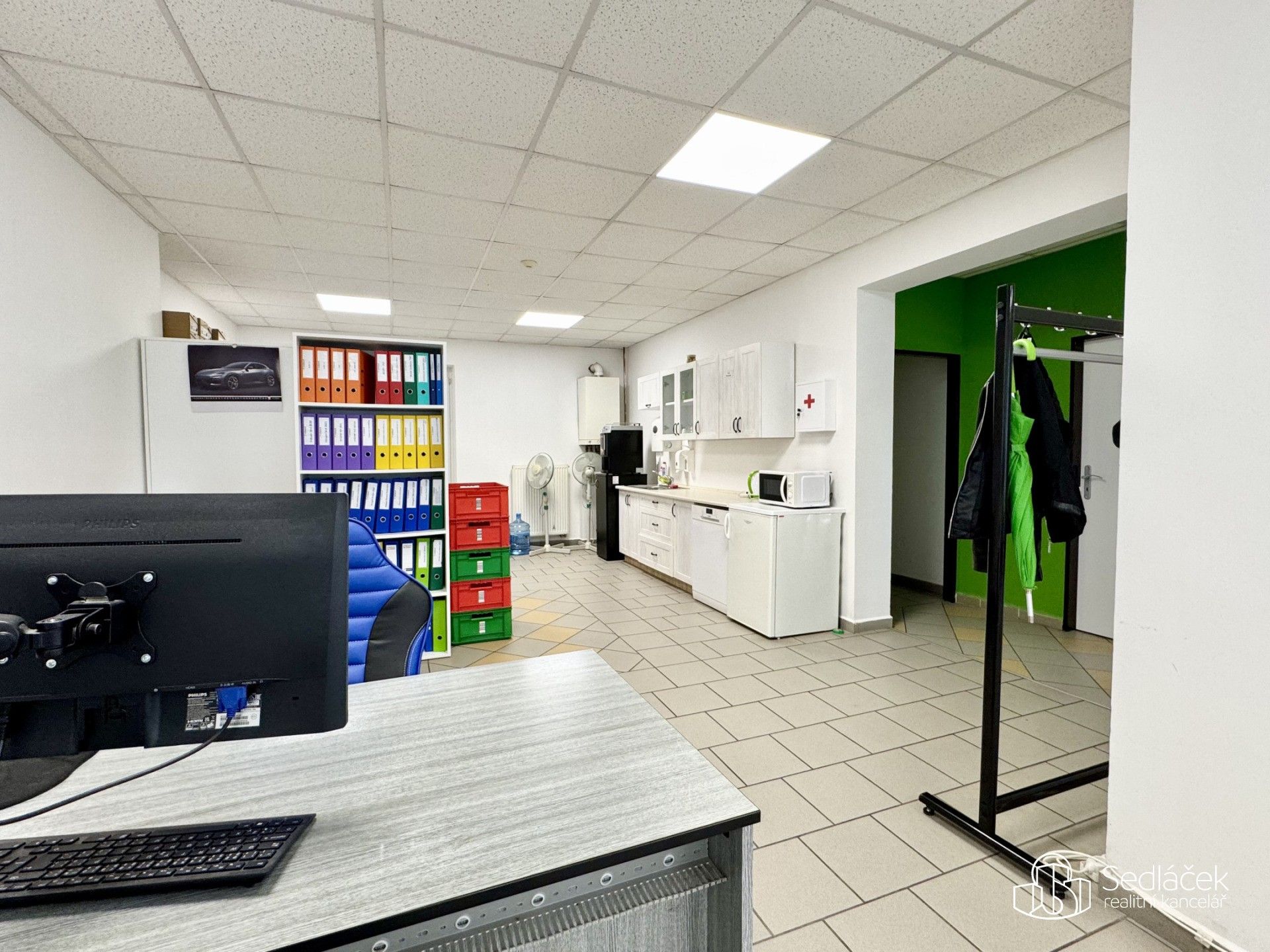 Pronájem komerčního prostoru 100 m² - foto 5
