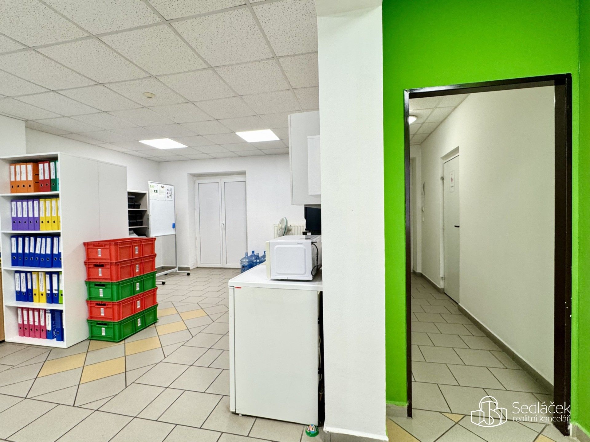 Pronájem komerčního prostoru 100 m² - foto 9