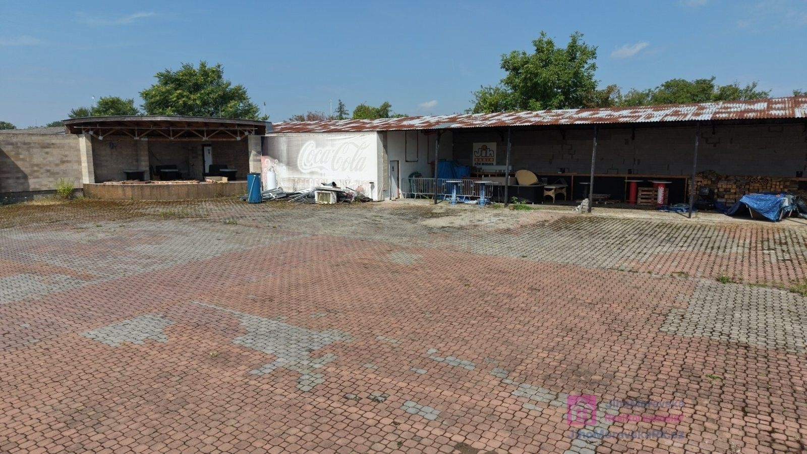 Pronájem komerčního prostoru 315 m² - foto 8