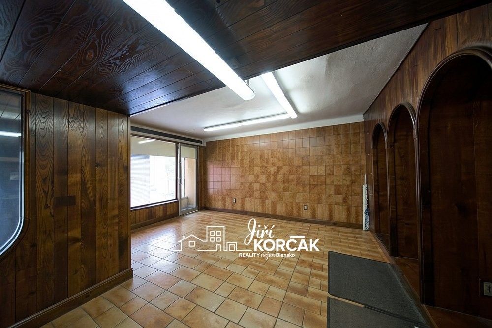 Pronájem komerčního prostoru 72 m² - foto 6