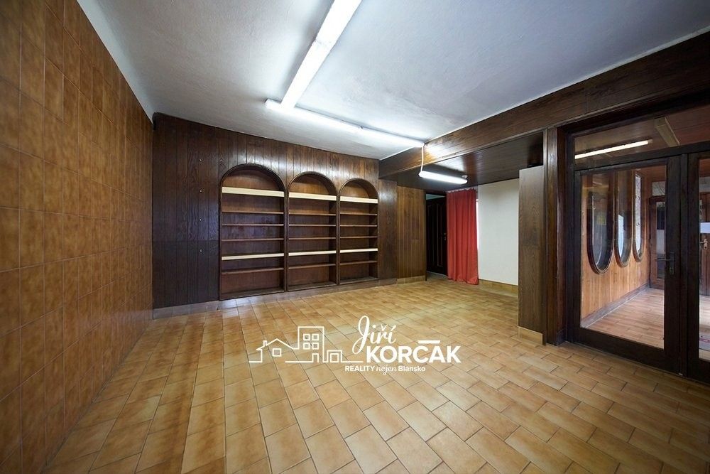Pronájem komerčního prostoru 72 m² - foto 7