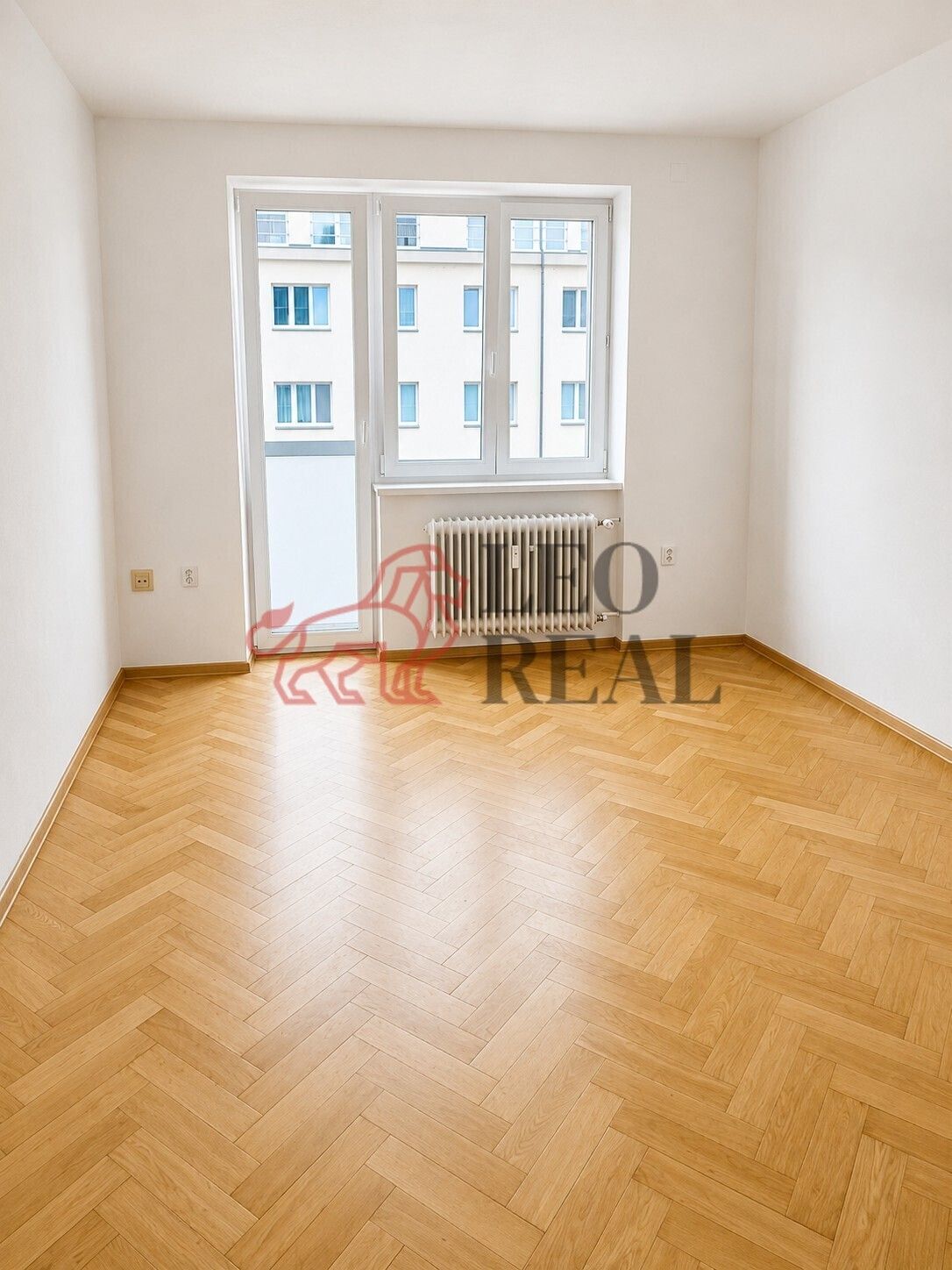 Pronájem bytu 2+1 57 m² - foto 2