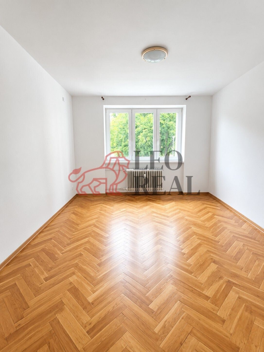 Pronájem bytu 2+1 57 m² - foto 1