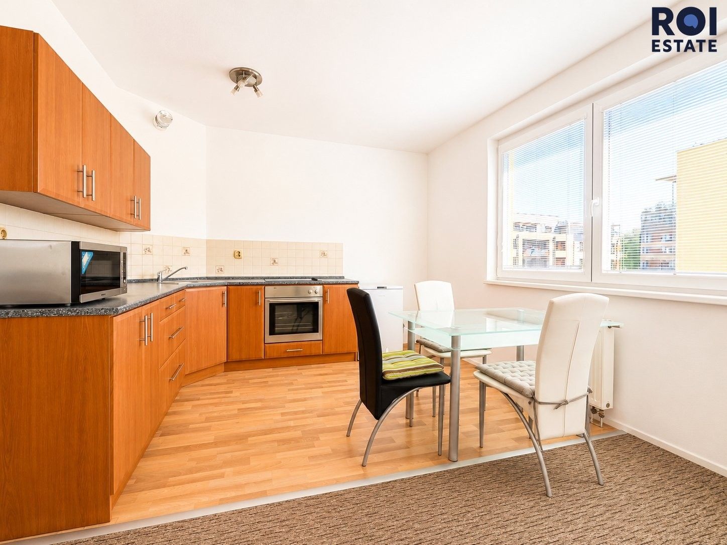 Pronájem bytu 3+kk 63 m² - foto 1