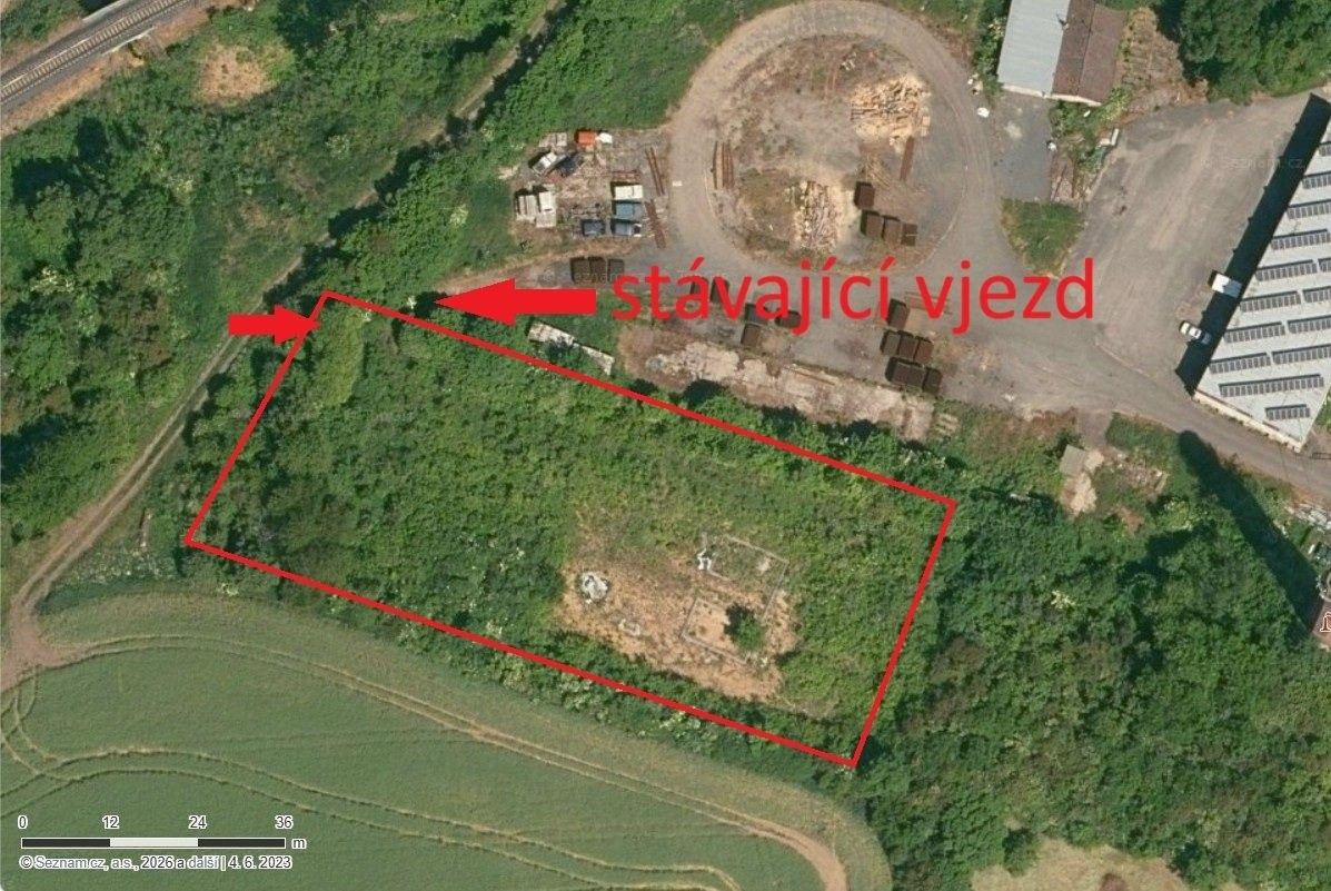 Pronájem pozemku 2130 m² - foto 1