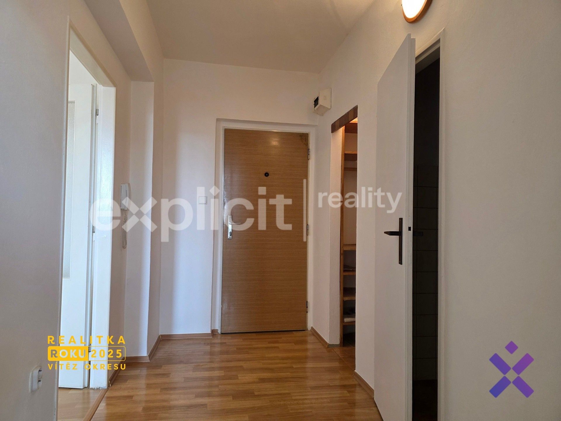 Pronájem bytu 2+1 48 m² - foto 8